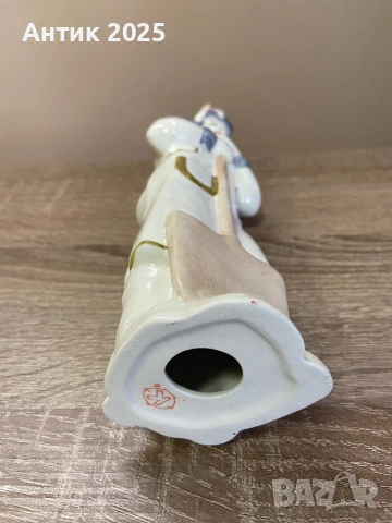 Порцеланова статуетка „Зимен добър старец със снежен човек“, снимка 3 - Антикварни и старинни предмети - 53237767