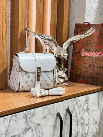 чанти guess , снимка 4 - Чанти - 51095393