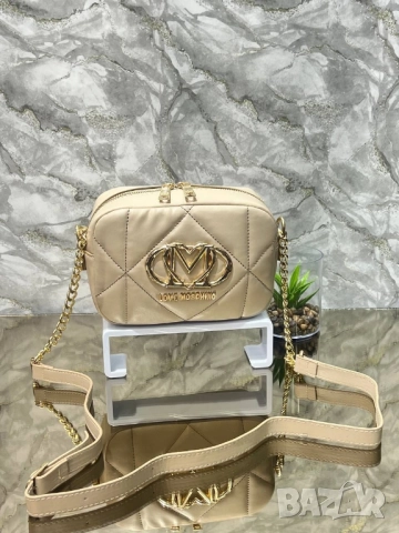 чанти love moschino , снимка 7 - Чанти - 51824257