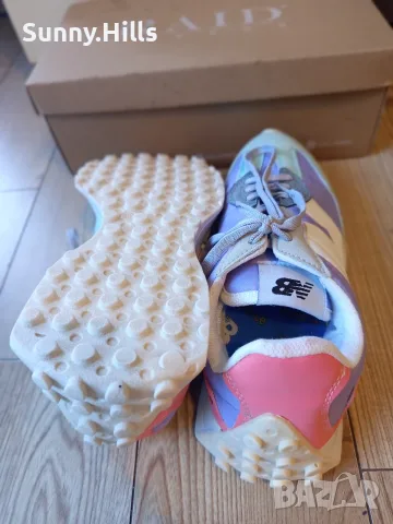 Дамски маратонки New Balance 327, снимка 4 - Маратонки - 55990393