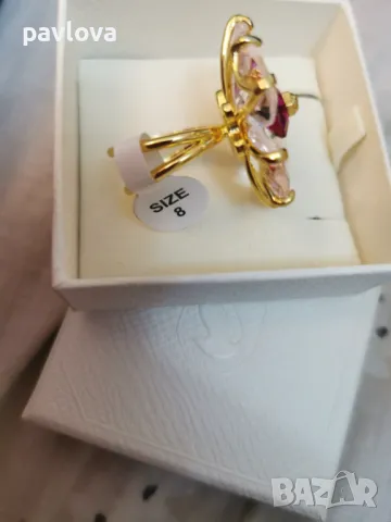 Пръстен Swarovski бледо розов, снимка 4 - Пръстени - 48429359