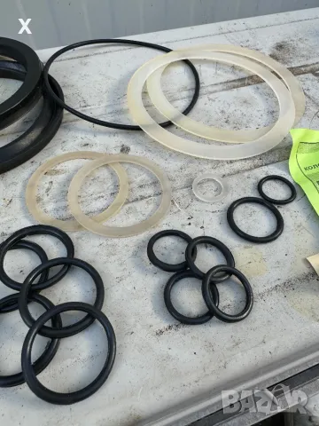 Т150ГУС Т150К Т151К Ремонтен комплект ЦС-125 уплътнители за хидравличен силов цилиндър НОВ СССР, снимка 3 - Части - 47700864