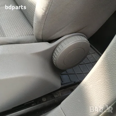 Дръжка за регулиране на седалка, Audi, Volkswagen, Черен, снимка 4 - Части - 56141257