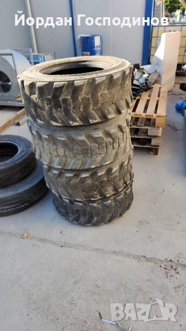 Гуми за Bobcat 4 - 16.5 - втора ръка, снимка 2 - Гуми и джанти - 52668796