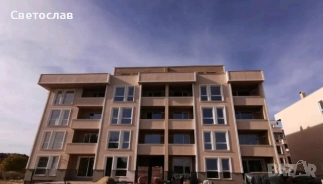 Тристаен апартамент с опция за преустройство на четиристаен.