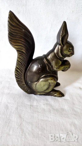 Фигура на катерица от метал, снимка 3 - Статуетки - 51033369