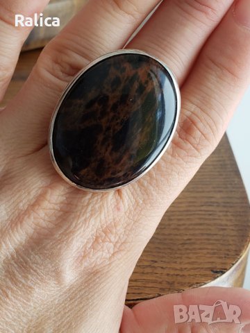 Масивен пръстен с естествен махагонов обсидиан, снимка 3 - Пръстени - 42212876