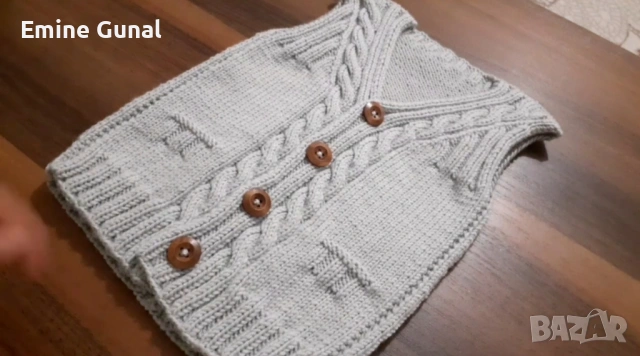 Плетени бебешки дрехи , снимка 8 - Жилетки и елечета за бебе - 54302548