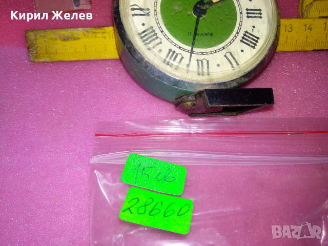 SLAVA MADE in USSR Стар КОЛЕКЦИОНЕРСКИ Механичен РУСКИ БУДИЛНИК с РИМСКИ ЦИФЕРБЛАТ СЛАВА СССР 28660, снимка 6 - Антикварни и старинни предмети - 44545637