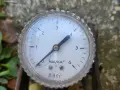 Крачна помпа за кола с манометър, снимка 2