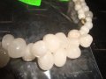 АРТ КОЛИЕ от МЛЕЧЕН БЯЛ КВАРЦ ПОЛУСКЪПОЦЕНЕН КАМЪК РЪЧНО НАНИЗАНО 16561, снимка 9