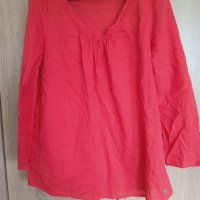 Маркова блуза в актуален цвят Esprit, снимка 1 - Ризи - 40779187