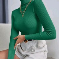 Поло блузка в зелено , снимка 2 - Блузи с дълъг ръкав и пуловери - 42216147