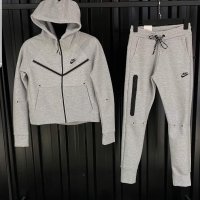 Нови дамски екипи nike tech fleece , снимка 3 - Спортни екипи - 42530817