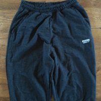 adidas Jogginghose - страхотно дамско долнище КАТО НОВО, снимка 9 - Спортни екипи - 42158942