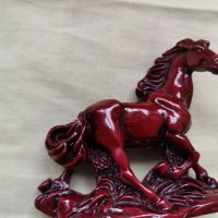 Статуетка на кон, снимка 2 - Статуетки - 37695816