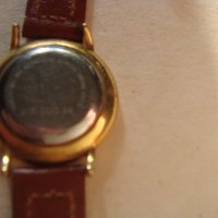 Дамски часовник "Certina", снимка 2 - Дамски - 39301042