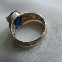 Стар ръчнокован сребърен пръстен със син шпинел, снимка 2 - Пръстени - 38577022
