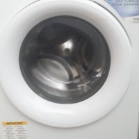 Продавам преден панел с платка за пералня Whirlpool - FWSF61253W, снимка 6 - Перални - 38585393