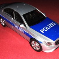 Mercedes-Benz 2016 E-Class (Polizei) 1:34-39 - Welly 43703, снимка 5 - Колекции - 39992454