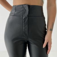 Нов панталон ХИТ с етикет последна цена, снимка 2 - Панталони - 36439503