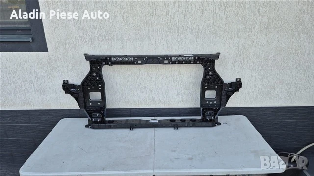 Скоба за преден панел Kia Sportage 5 NQ5 година 2022 2023 2024 2025 код 64101-R2000, 64101R2000 , снимка 1