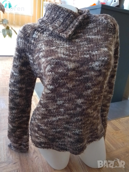 Подарявам!Топла блуза/пуловер, снимка 1