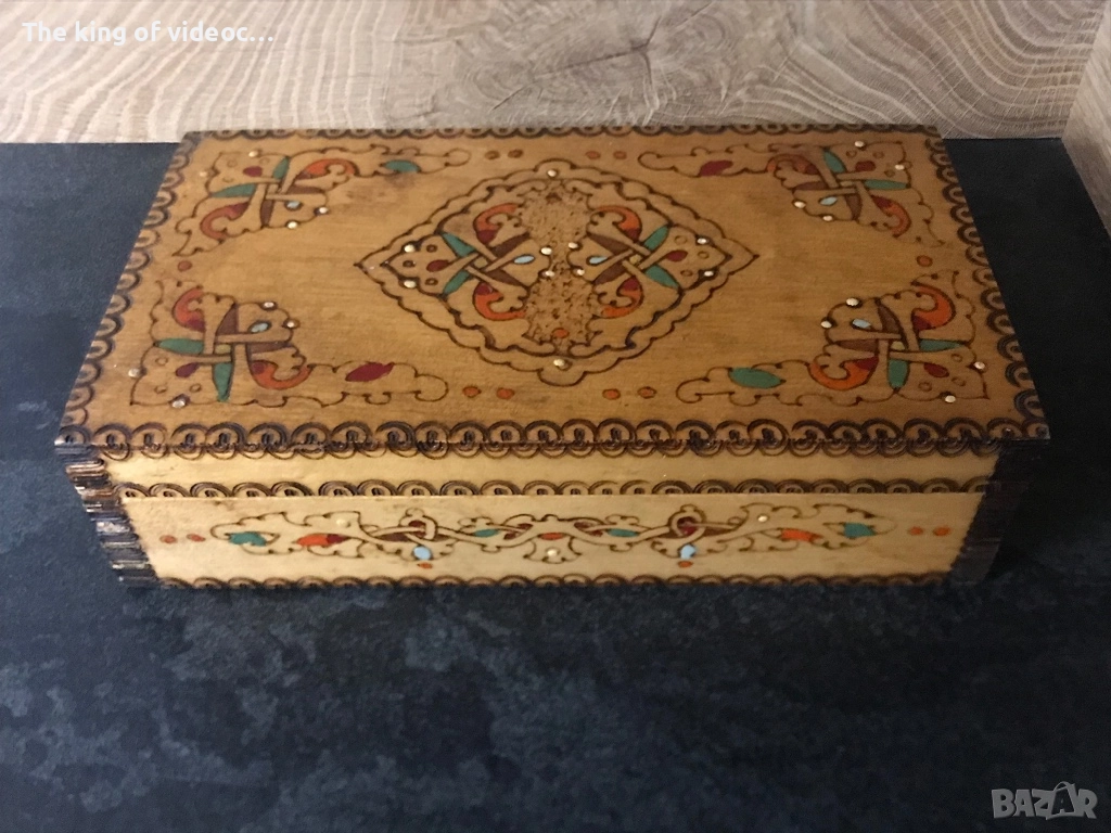 Дървена кутия ( ръчно изработена ), снимка 1