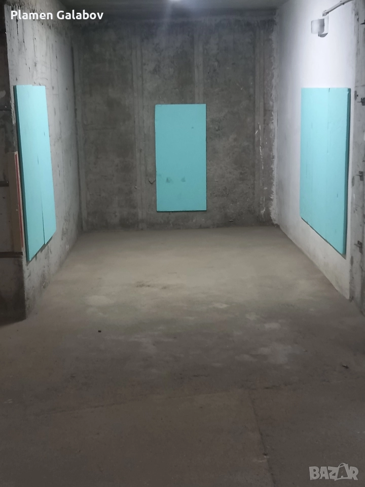 Две отделни парко места, снимка 1