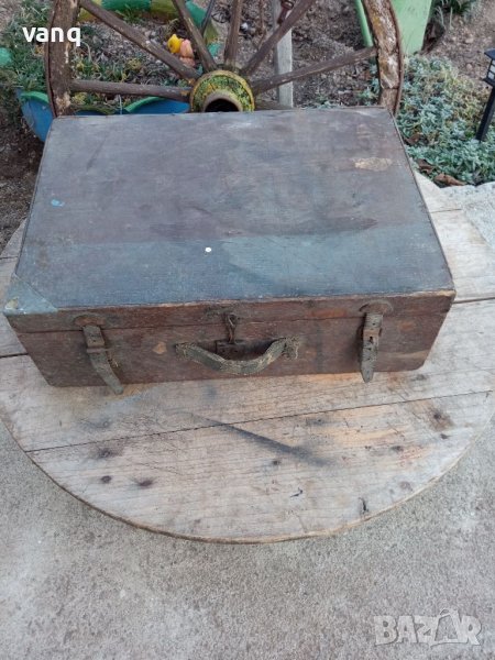 Стар дървен куфар, снимка 1