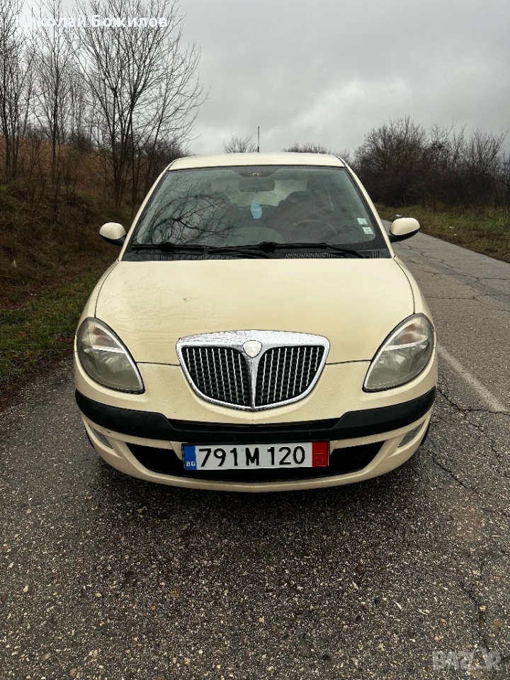 Продавам Lancia Ypsilon 1.4-95 кс 2007 г нов внос Швейцария  , снимка 1