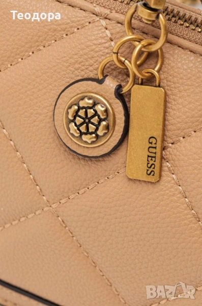 Нова чантичка  на  GUESS, снимка 1