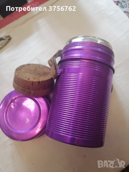 Продавам запазен термос за храна от 60 те, снимка 1