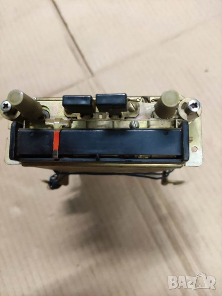 Продавам старо радио за кола  СССР, снимка 1
