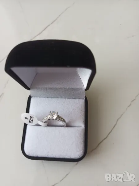 Пръстен бяло злато с диаманти, златен пръстен, годежен пръстен, кутийка за пръстен, снимка 1