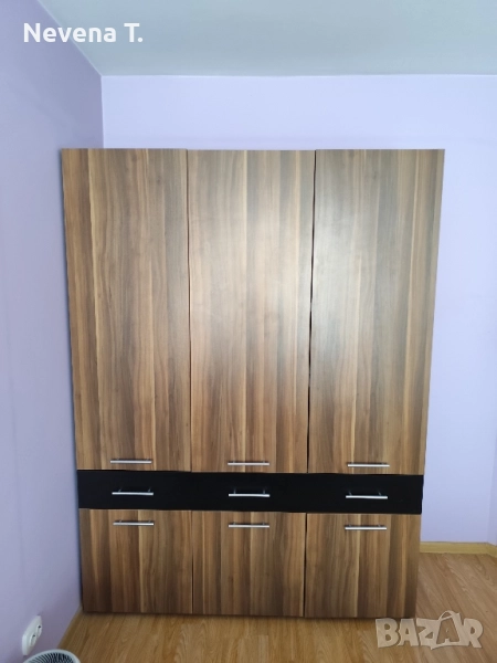 Спално обзавеждане - гардероб, тоалетка с огледало и нощни шкафчета , снимка 1