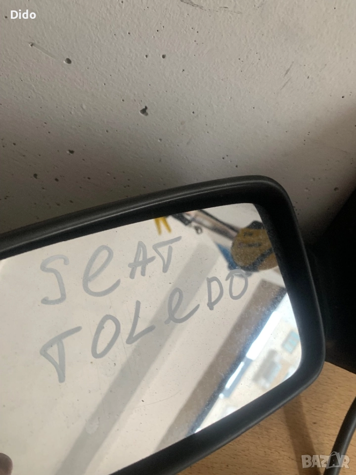 Огледало за шофьорската стран за Сеат Толедо , снимка 1