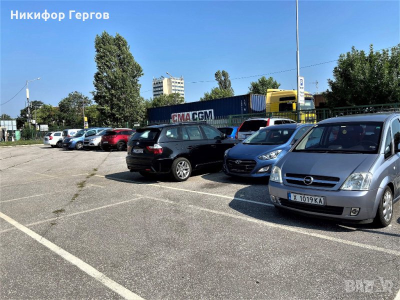 Паркинг до летище София с осигурен трансфер до/от терминала , снимка 1