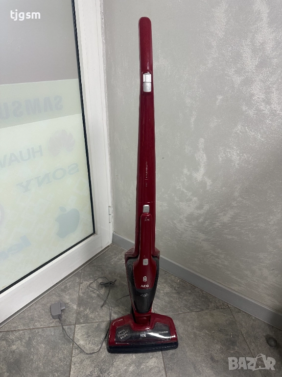 Вертикална прахосмукачка 3 в 1 AEG CX7 X-Flexibility, снимка 1