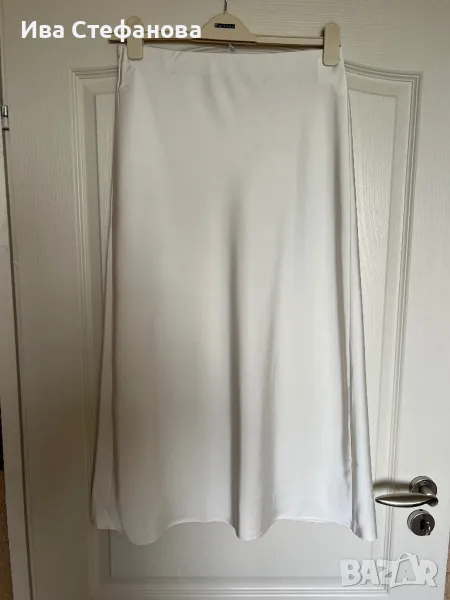 Нова елеганта дълга сатенена сатен тип трапец елегантна пола цвят крем пудра , снимка 1