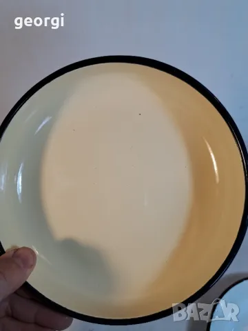 Стара емайлирана тавичка    16/3