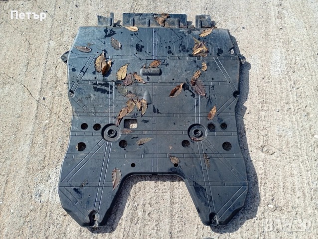 Кора под двигателя Пежо 308 Т9 2013-2019г, снимка 2 - Части - 52398630