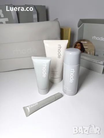 Rhode сет Gazing Milk + Barrier Restore +
Pineapple Cleaner | несесер, снимка 5 - Козметика за лице - 56140153