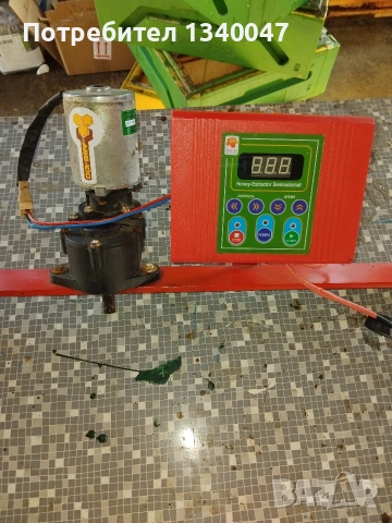 Задвижване за центрофуга за пчелен мед 12 волта, снимка 3 - За пчели - 52745380