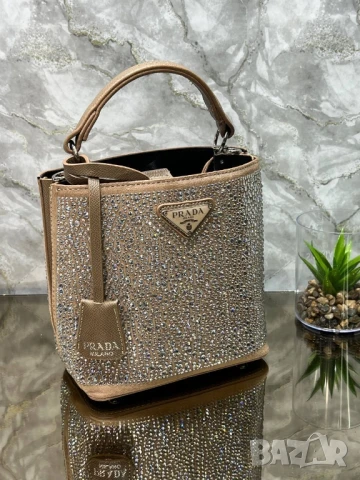 чанти prada ⬆️ 18 CM ➡️ 17 CM , снимка 9 - Чанти - 51258942