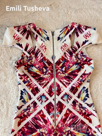 Стилна рокля, снимка 5 - Рокли - 48256345