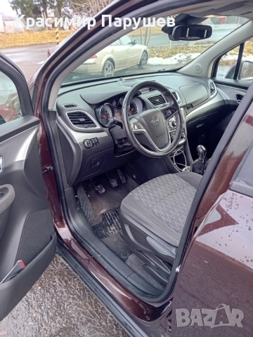 Опел мокка 1.6 бензин 2013 г , снимка 3 - Автомобили и джипове - 52773247