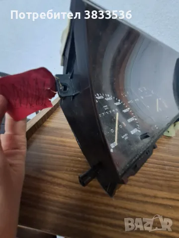 Скоростомер, километражно обортомер табло 2 букси за Vw Golf & Jetta Mk2, снимка 4 - Части - 49687310