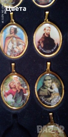 Италиански бижута, снимка 9 - Колиета, медальони, синджири - 30866303