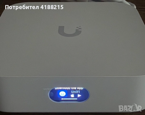 Рутер / Cloud Gateway Ubiquiti UniFi Express, снимка 3 - Рутери - 54062202